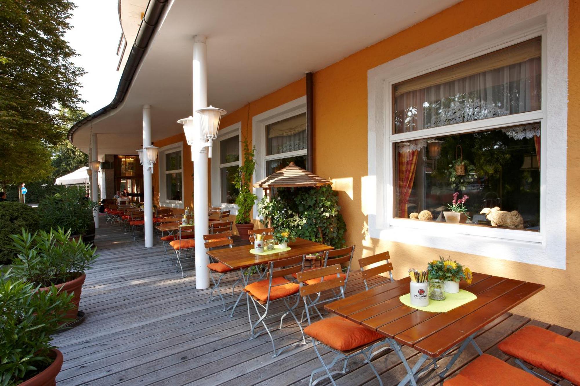 Hotel Vier Jahreszeiten Garmisch-Partenkirchen Ngoại thất bức ảnh